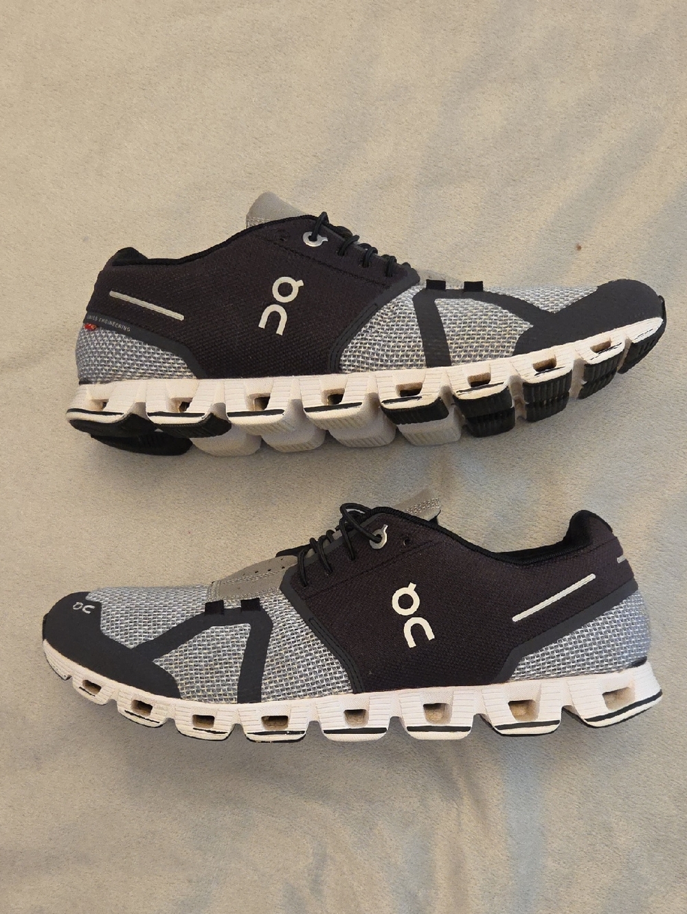 Men's On Running Sneakers, Black, Grey & White, Size 10 - Picture 4 of 6